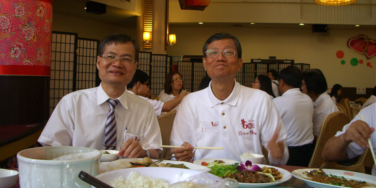 Titus Liao (left)