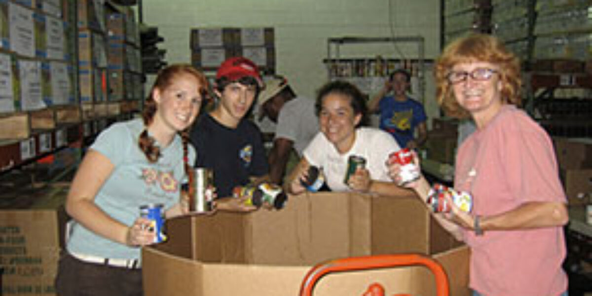 The DOOR (Discovering Opportunities for Outreach and Reflection) program has received a record number of applicants for urban