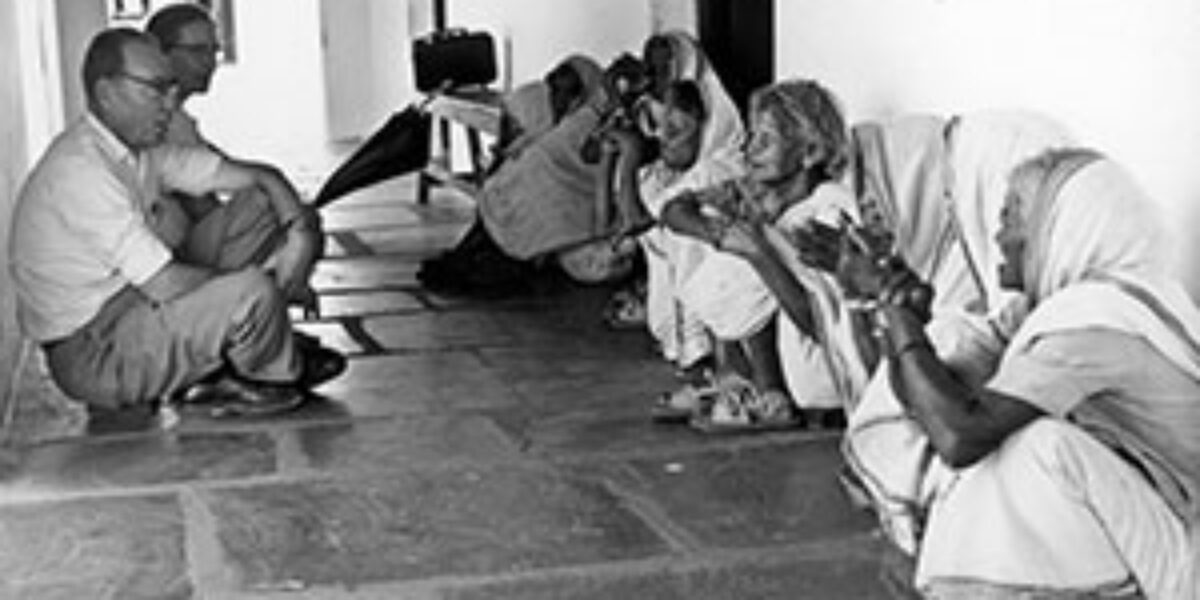 John and Genevieve Friesen with patients at the Shantipur Leprosy Home in Dhamtari