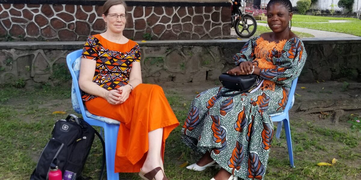 Michèle Sigg and Charly Ntumba Malembe take a break during the church history writing workshop in Kinshasa, DRC.