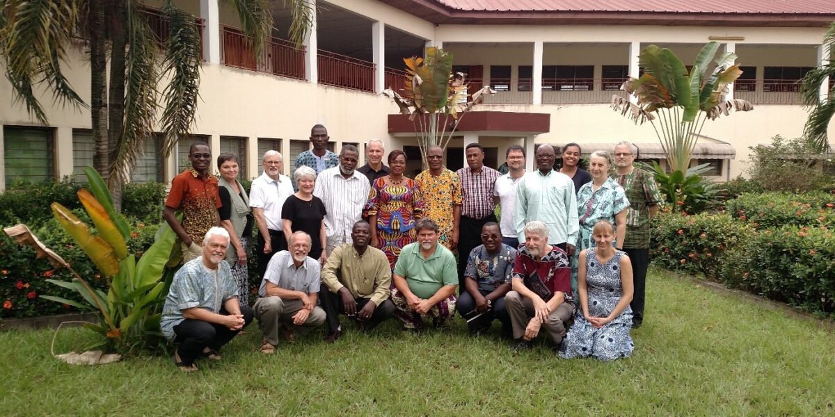 ​Participants à la réunion du Réseau Mennonite Francophone en Côte d'Ivoire. Photo fournie.