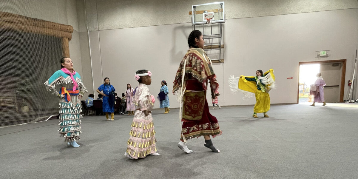Mending Wings youth dance their prayers. Photographer: Stephanie Weaver.